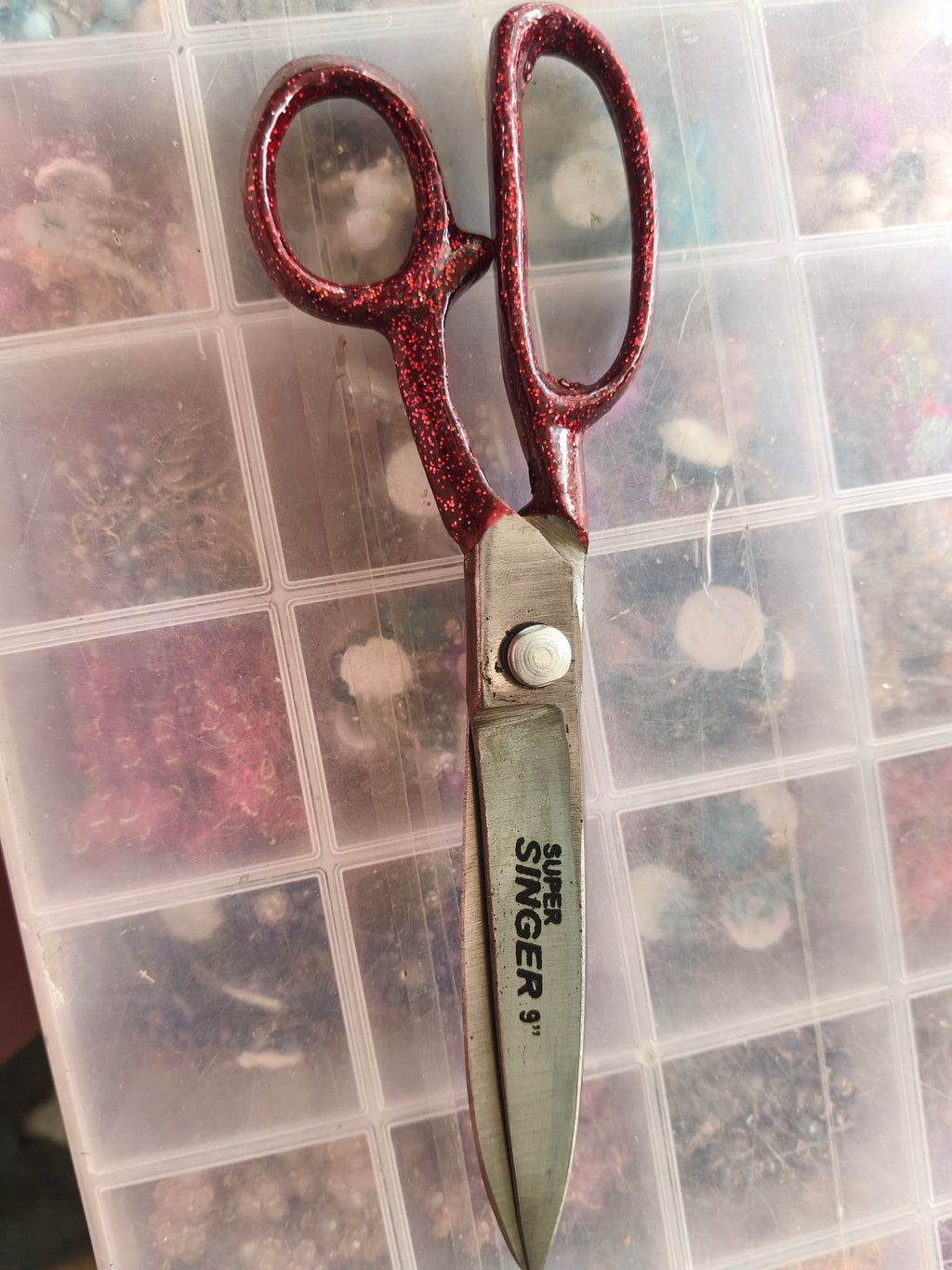 Super Singer 9-Inch Tailoring Scissors with Glitter Handle